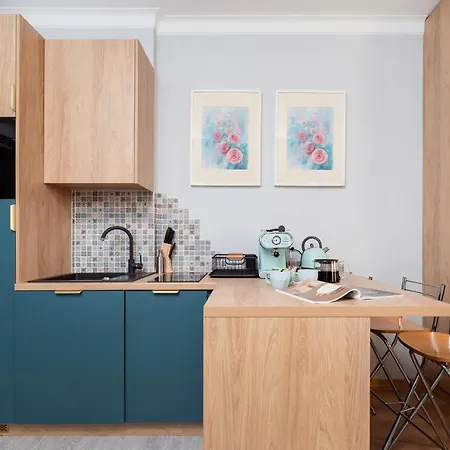 Polonia Palace By Rentujemy Szálloda