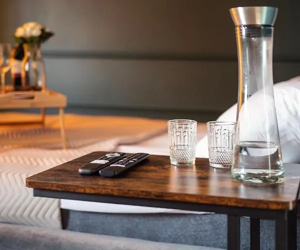 Polonia Palace By Rentujemy Hotel *